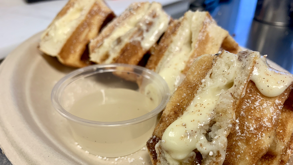 Ooga Booga Waffles | restaurant | 5000 Burnet Rd, Austin, TX 78756, USA | 8177276954 OR +1 817-727-6954