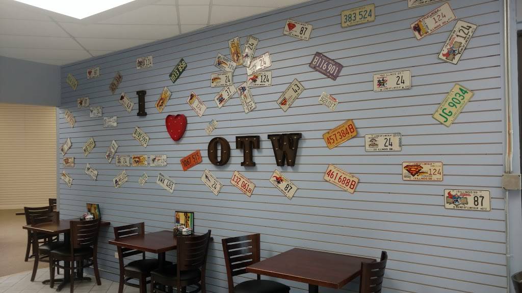 Petes Famous Hot Dogs | restaurant | 44W361 IL-64, Maple Park, IL 60151, USA | 6303655650 OR +1 630-365-5650