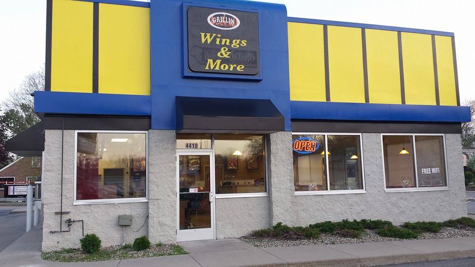 Grillin Wings & More | restaurant | 4410 Chicago Dr SW, Grandville, MI 49418, USA | 6167855337 OR +1 616-785-5337