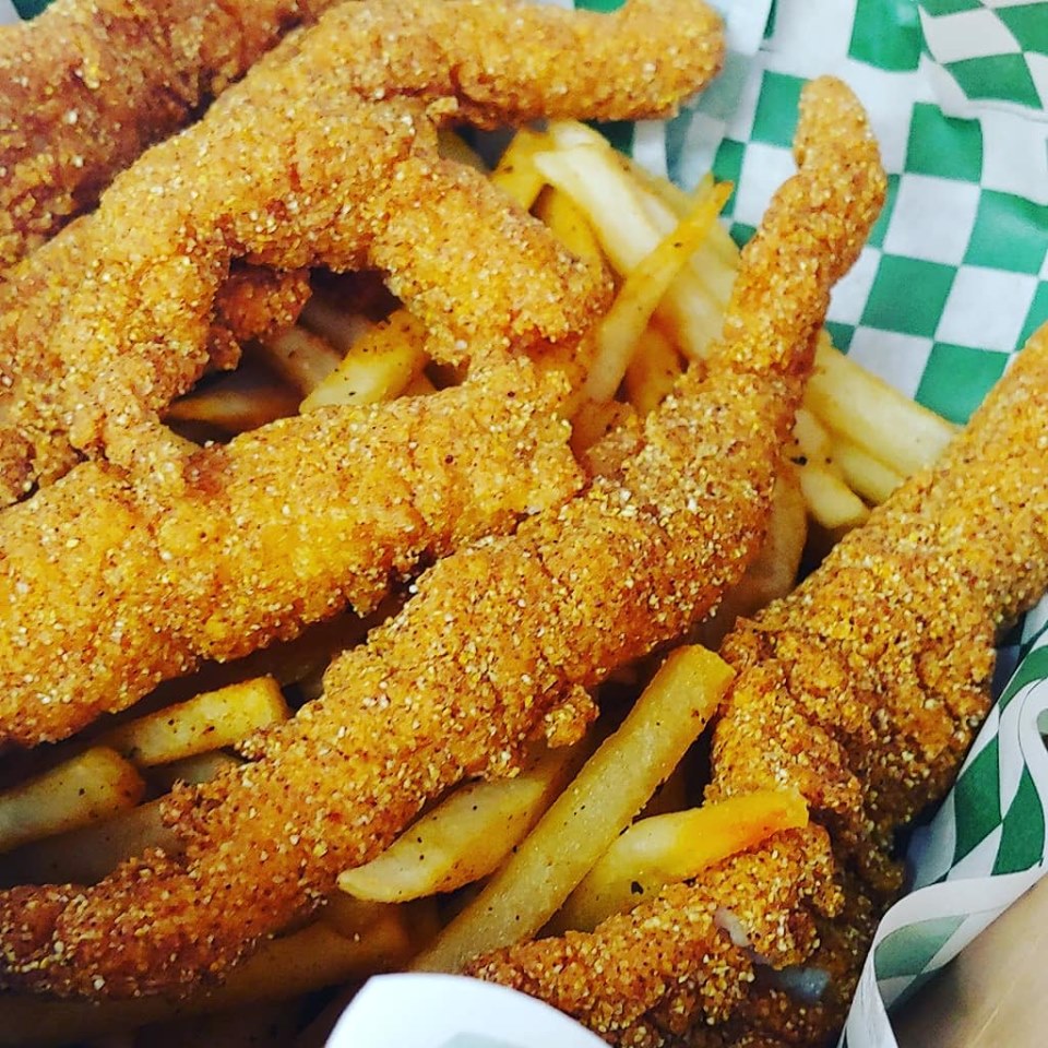 Big Easy Bistro | restaurant | 13831 W Glendale Ave, Glendale, AZ 85307, USA | 4804663775 OR +1 480-466-3775