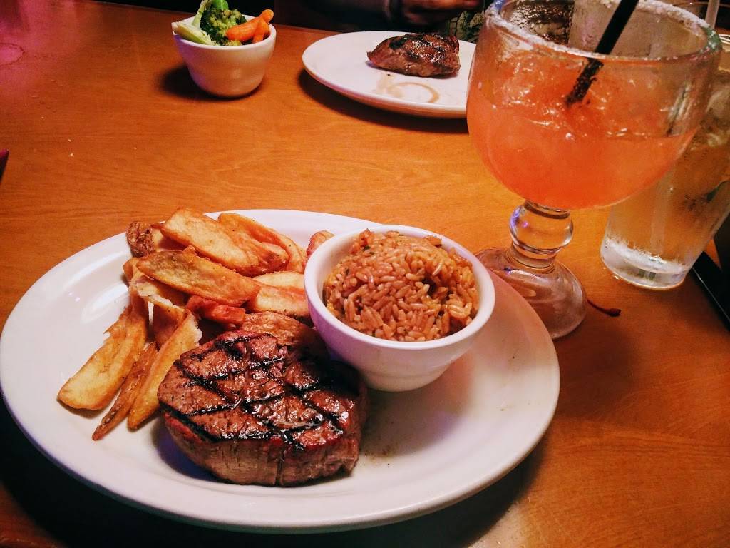 Texas Roadhouse | restaurant | 2893 Cinema Ridge, San Antonio, TX 78238, USA | 2105212988 OR +1 210-521-2988