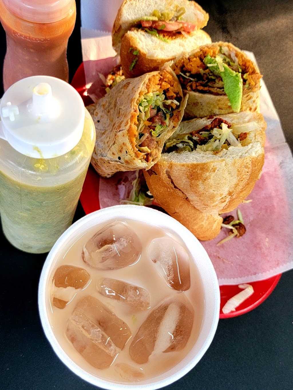 El Pambazo | restaurant | 23242 FM1314, Porter, TX 77365, USA | 8329158413 OR +1 832-915-8413