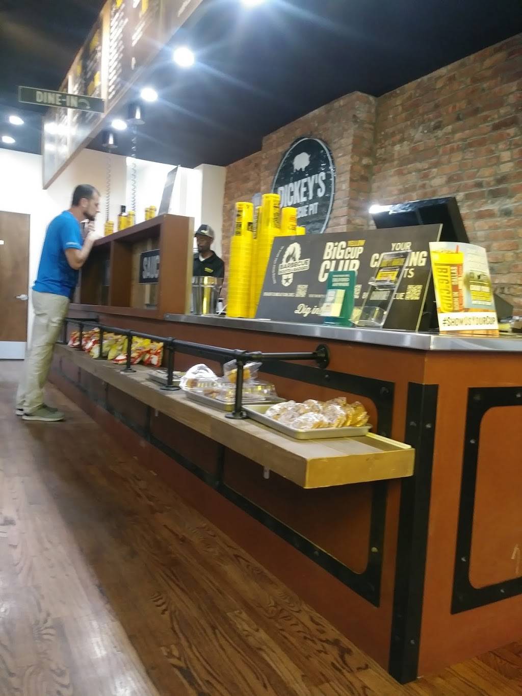 Dickeys Barbecue Pit | restaurant | 196 Flatbush Ave ste a, Brooklyn, NY 11217, USA | 3478895400 OR +1 347-889-5400