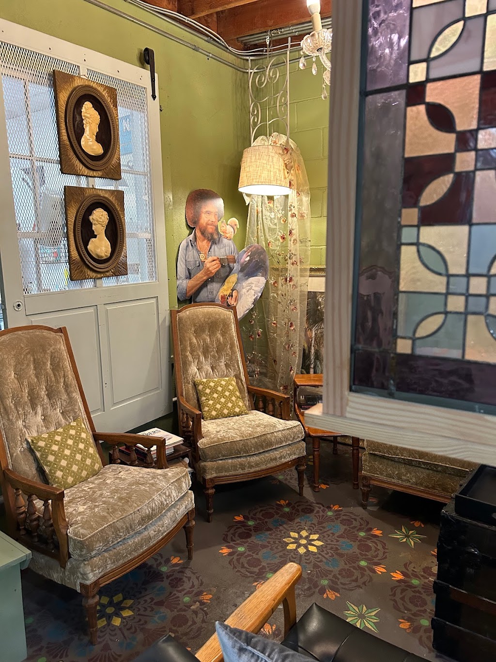 Wonder City Coffee & Bistro | cafe | 118 E Main St, Locust Grove, OK 74352, USA | 9184792885 OR +1 918-479-2885