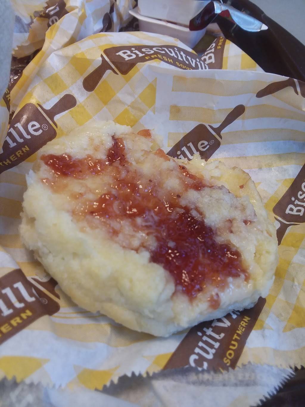 Biscuitville | cafe | 2311 Battleground Ave, Greensboro, NC 27408, USA | 3362885158 OR +1 336-288-5158