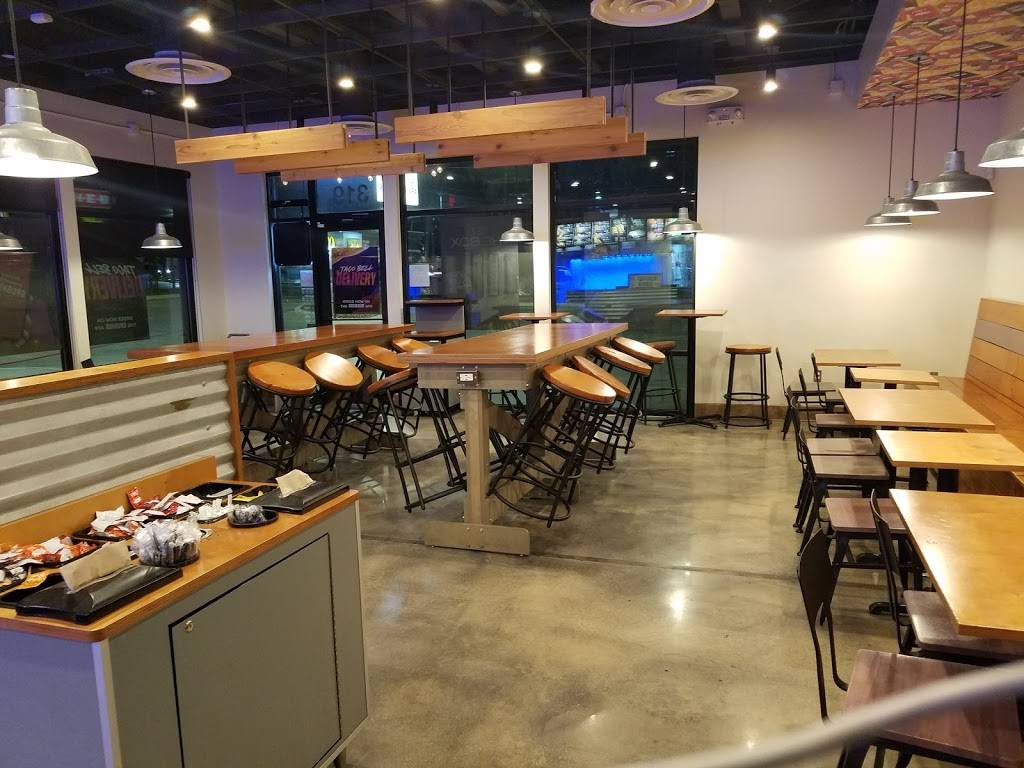 Taco Bell | meal takeaway | 319 Valley Hi Dr, San Antonio, TX 78227, USA | 2102760528 OR +1 210-276-0528