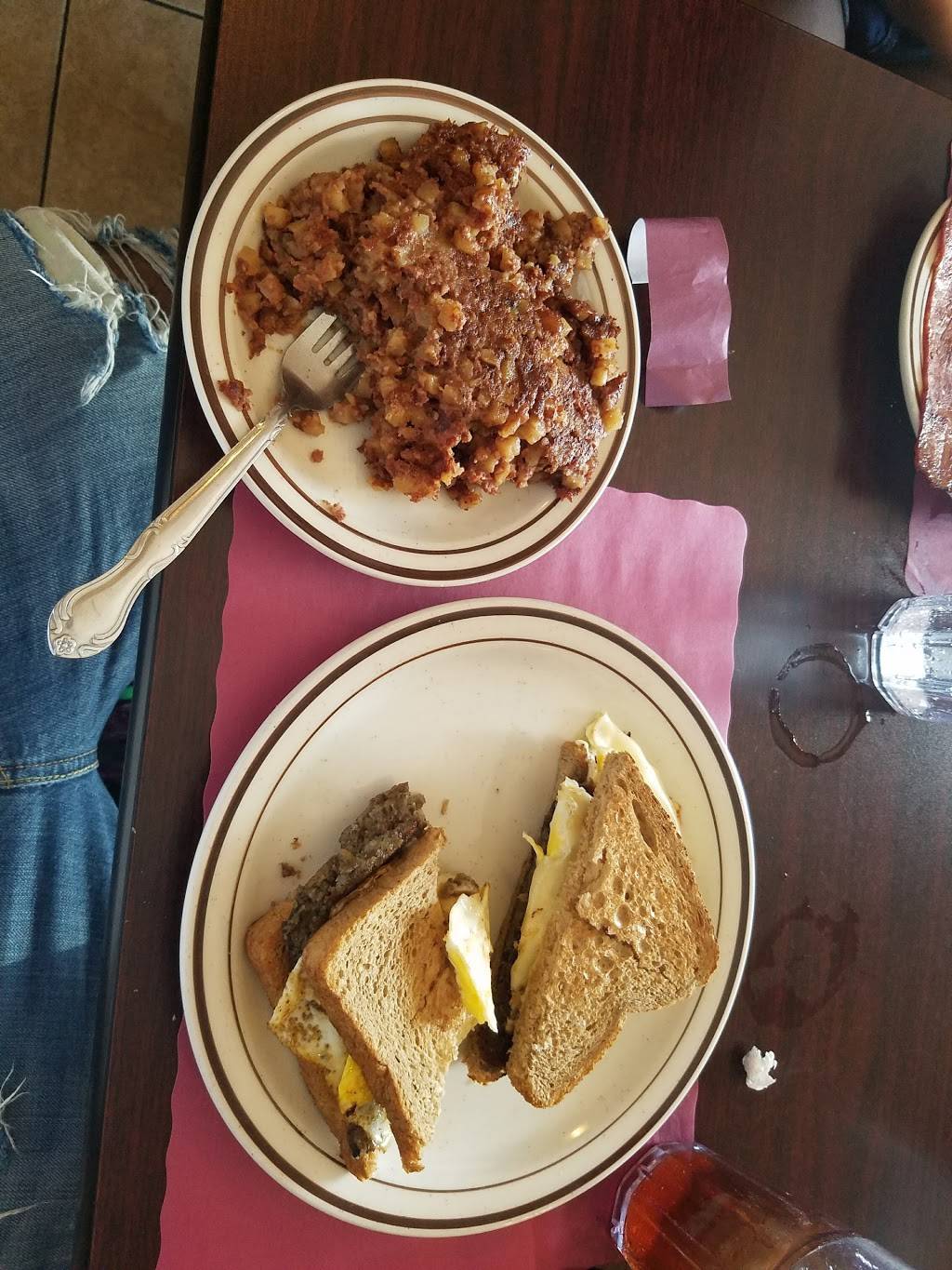 Georges Restaurant | restaurant | 703 Philadelphia Pike, Wilmington, DE 19809, USA | 3027641707 OR +1 302-764-1707