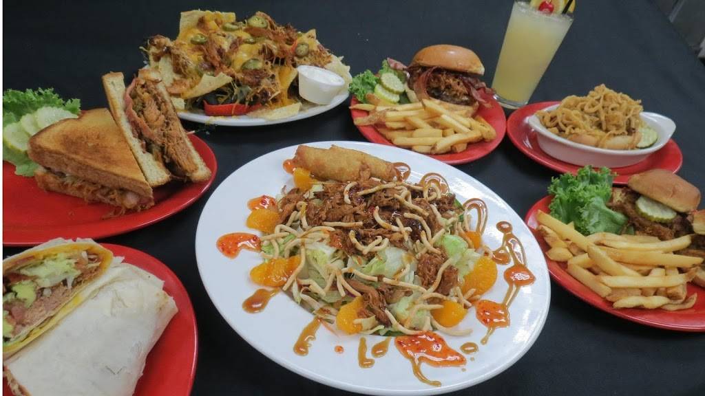 Sneakers Eatery and Pub | restaurant | 1317 Central Ave, Fort Dodge, IA 50501, USA | 5155763336 OR +1 515-576-3336