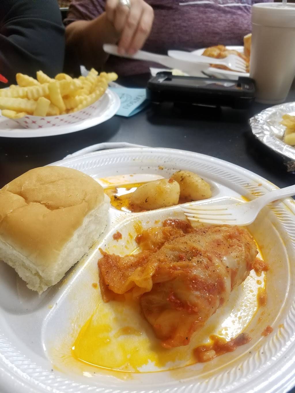 Grecian Delight | restaurant | 1300 Cincinnati Dayton Rd, Middletown, OH 45044, USA | 5134245411 OR +1 513-424-5411