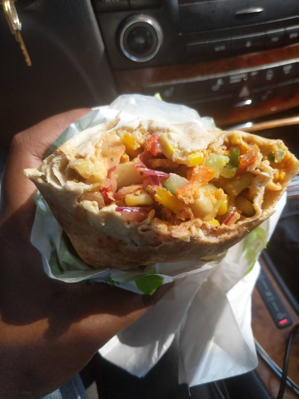 Extreme Pita | restaurant | 150 N Queen St #1, Etobicoke, ON M9C 1A8, Canada | 4162349278 OR +1 416-234-9278