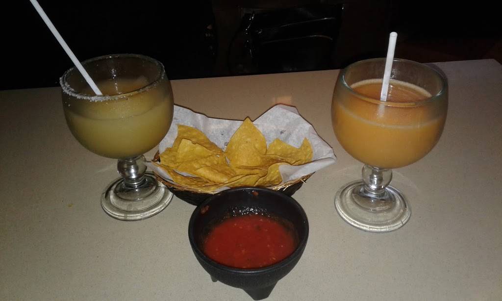 Fiesta Mariachi | restaurant | 1620 Georgesville Square Dr, Columbus, OH 43228, USA | 6148510795 OR +1 614-851-0795