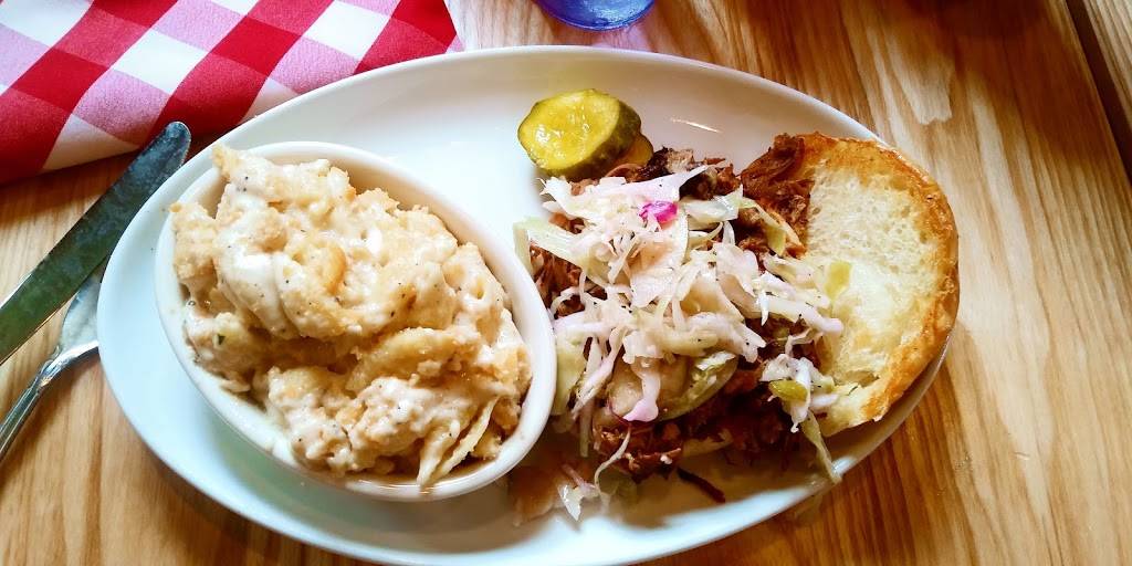 Salt + Smoke | restaurant | 501 S Main St, St Charles, MO 63301, USA | 3147270200 OR +1 314-727-0200