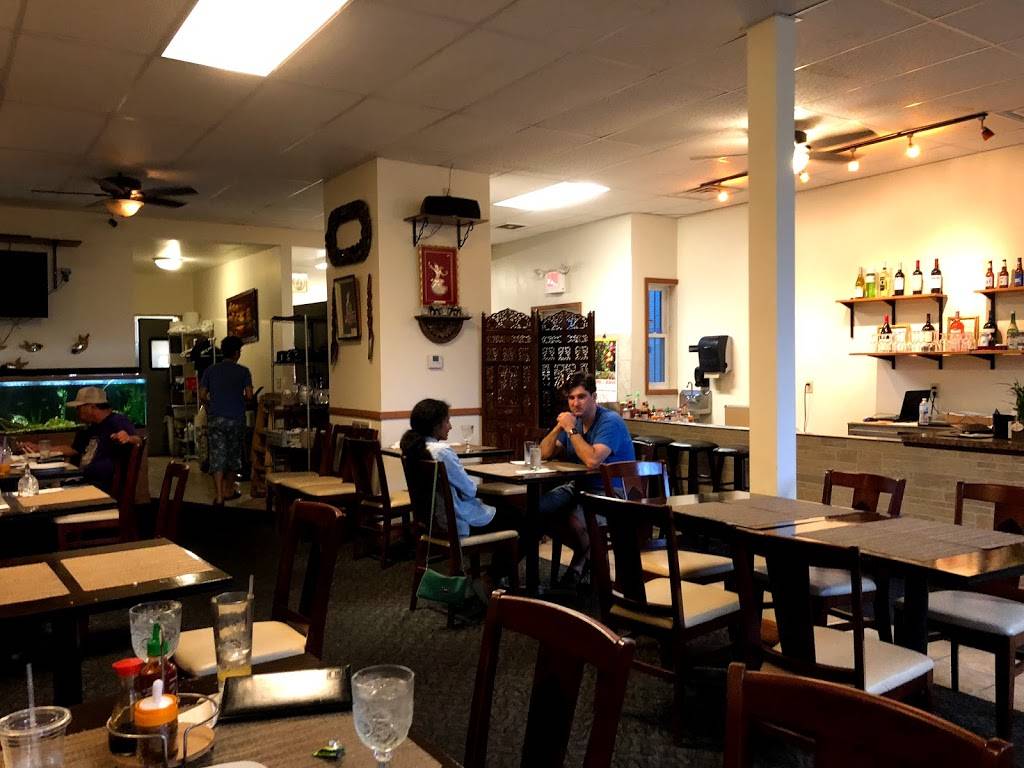 Siam Express | restaurant | 4819 W National Ave, Milwaukee, WI 53214, USA | 4146727426 OR +1 414-672-7426