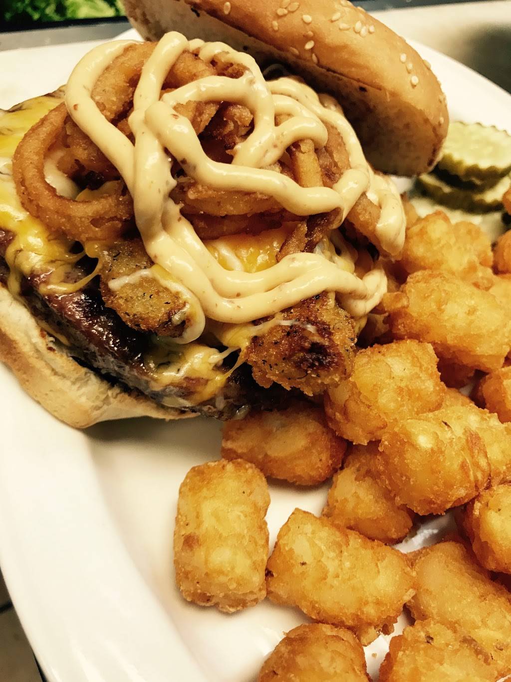 Crows Nest Bar & Grill | restaurant | 6166 N Canton Center Rd, Canton, MI 48187, USA | 7344594020 OR +1 734-459-4020