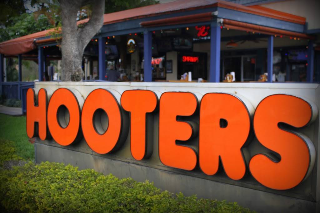 Hooters | meal takeaway | 3805 N University Dr, Sunrise, FL 33351, USA | 9547481000 OR +1 954-748-1000