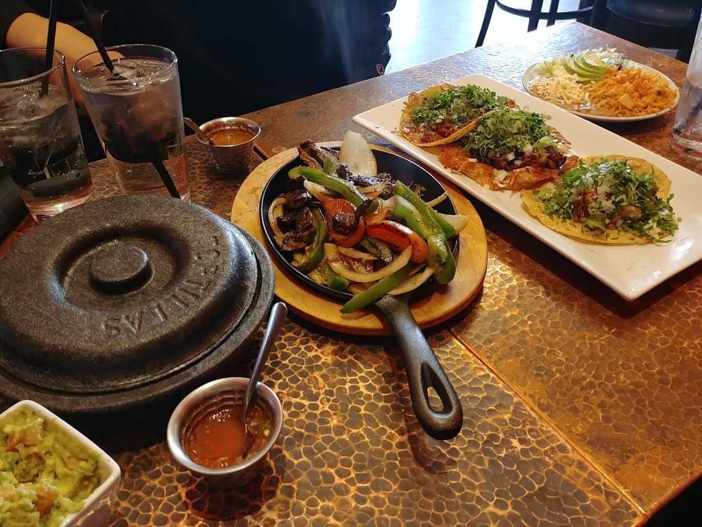 Maize at the Station | restaurant | 100 N Chestnut St, Champaign, IL 61820, USA | 2173553611 OR +1 217-355-3611