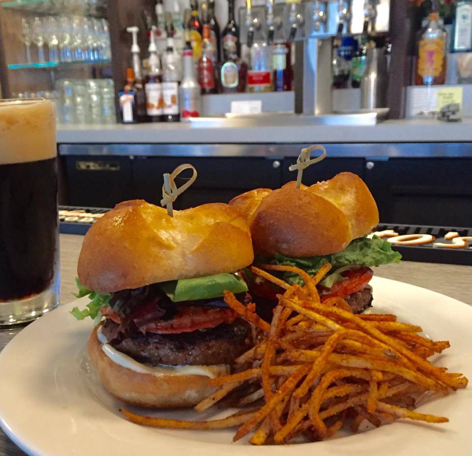 Lakes 23 Restaurant and Pub | restaurant | Watersedge Golf Course, 1100 Ramshorn Dr, Fremont, MI 49412, USA | 2313353330 OR +1 231-335-3330