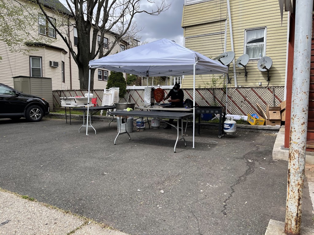 Taqueria los dos carnales del chacarrón | restaurant | 335 Washington Ave, Elizabeth, NJ 07202, USA | 9085743057 OR +1 908-574-3057