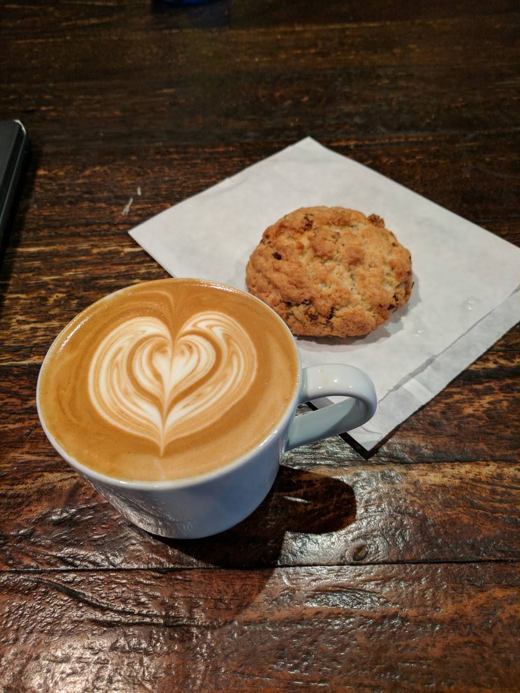 Bricks and Scones | cafe | 403 N Larchmont Blvd, Los Angeles, CA 90004, USA | 3234630811 OR +1 323-463-0811