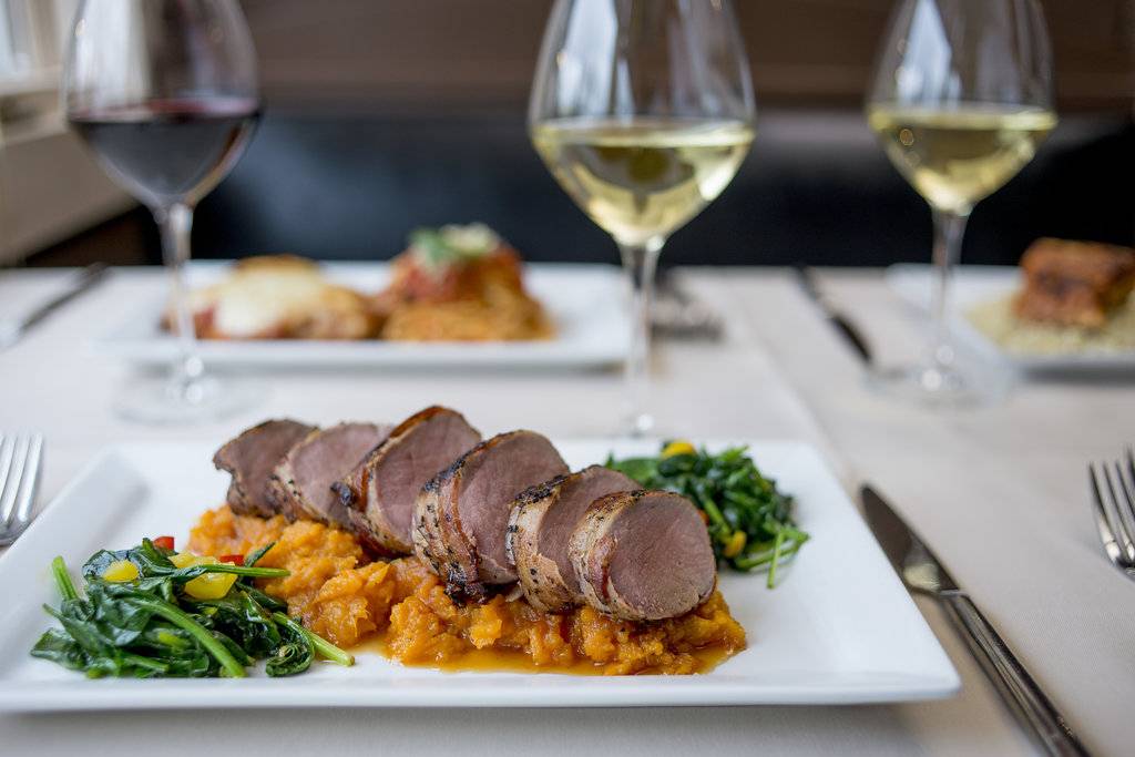 Basil Restaurant | restaurant | 43 Frairy St, Medfield, MA 02052, USA | 5083594400 OR +1 508-359-4400