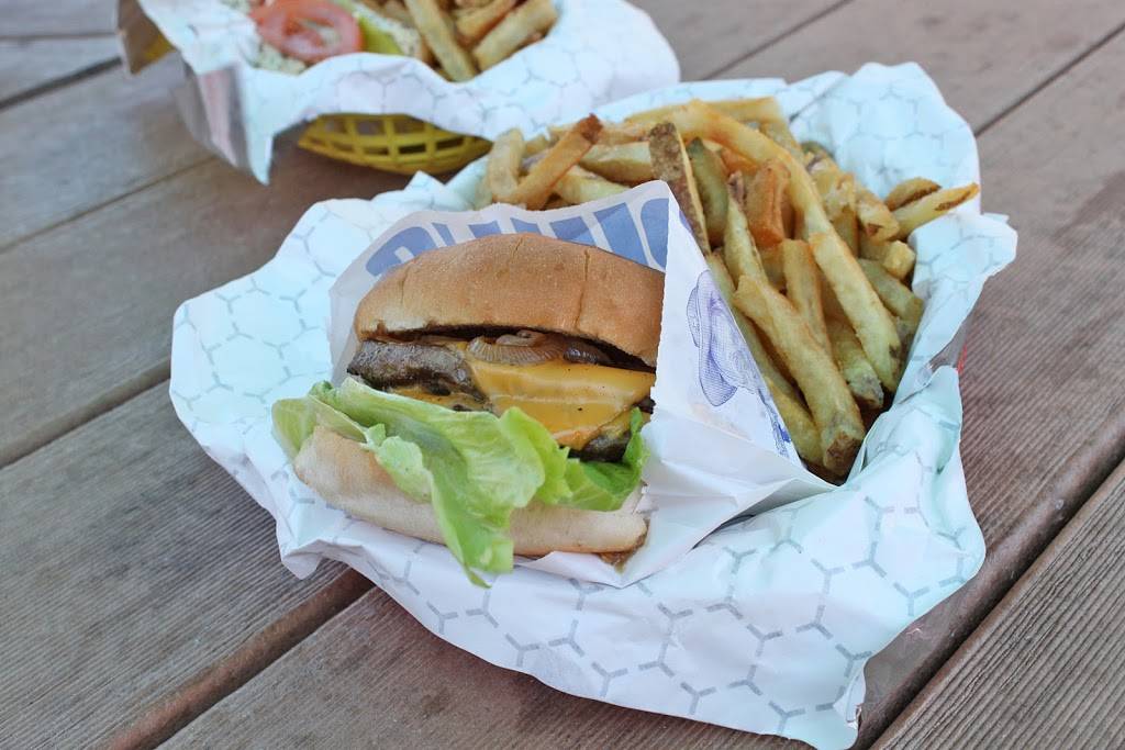 Fatsos Last Stand | restaurant | 2258 W Chicago Ave, Chicago, IL 60622, USA | 7732453287 OR +1 773-245-3287