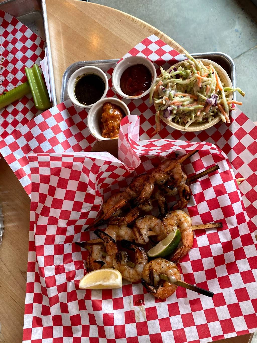 Red House Chicken and Shrimp | restaurant | 975 Main St, Nashville, TN 37206, USA | 6155891577 OR +1 615-589-1577