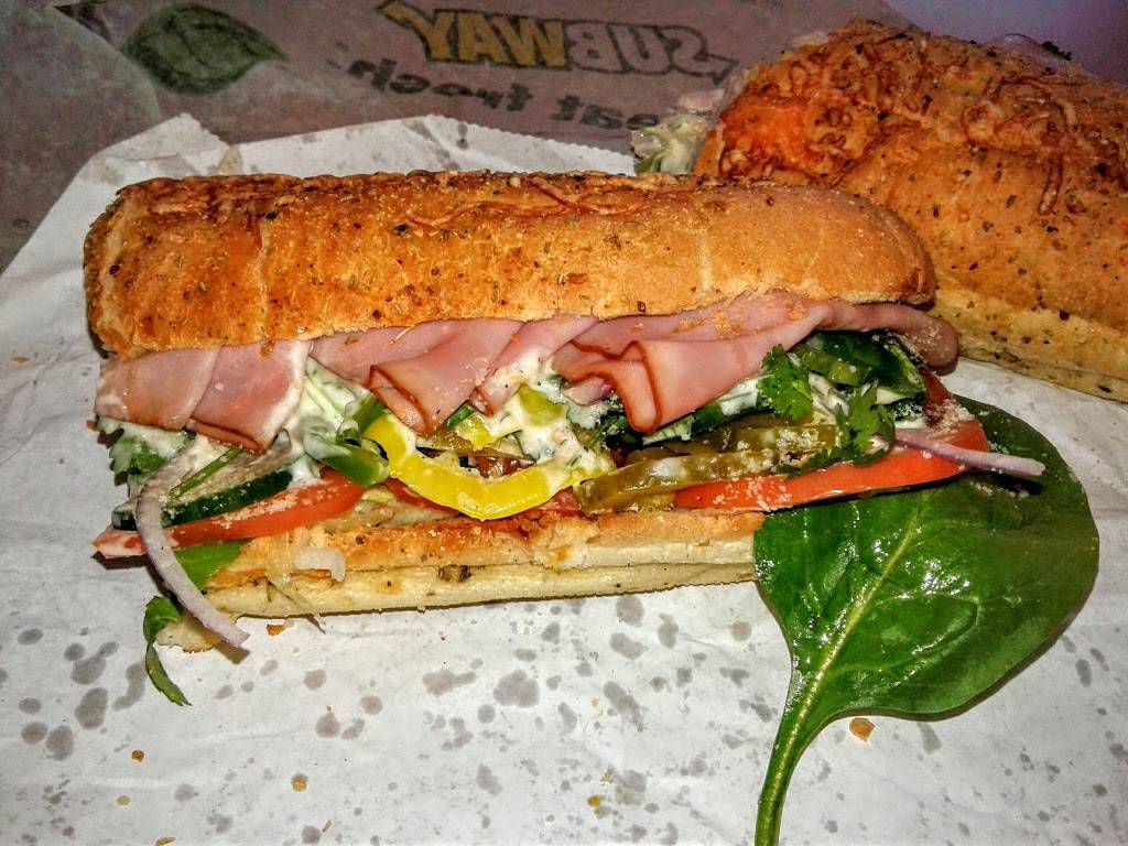 Subway Restaurants | restaurant | 25614 Alicia Pkwy, Laguna Hills, CA 92653, USA | 9494581566 OR +1 949-458-1566
