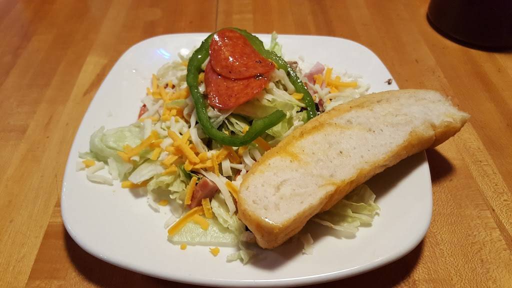 Donatellis | restaurant | 2692 Co Rd E East, St Paul, MN 55110, USA | 6517779199 OR +1 651-777-9199