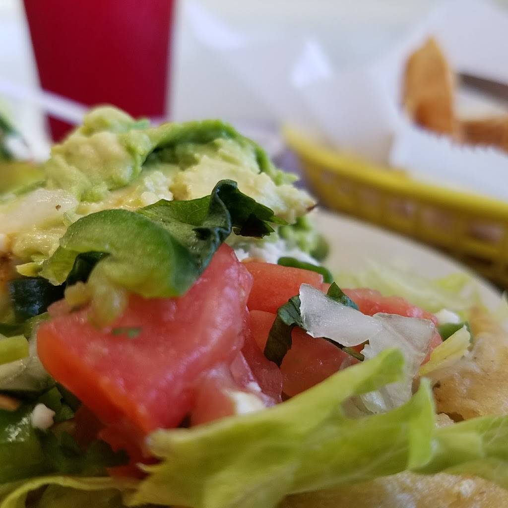 Coco Loco Restaurant Bar | restaurant | 1875 John West Rd, Dallas, TX 75228, USA | 4699066156 OR +1 469-906-6156