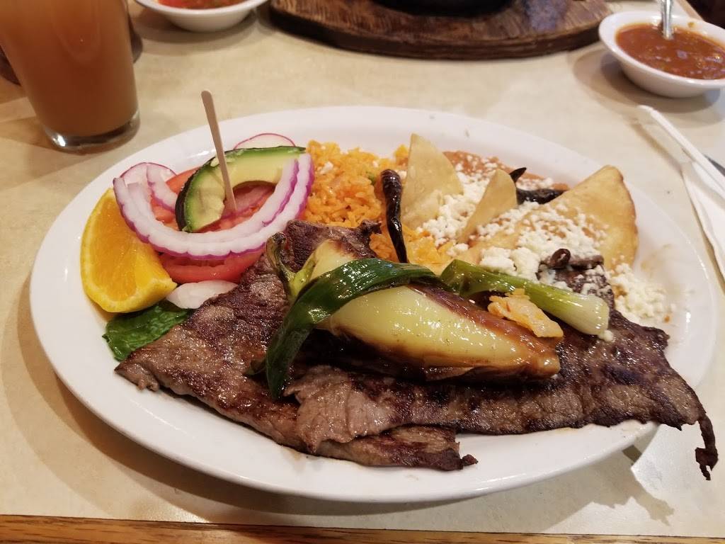 La Barca Restaurantes | restaurant | 10817 Valley Mall, El Monte, CA 91731, USA | 6264522121 OR +1 626-452-2121