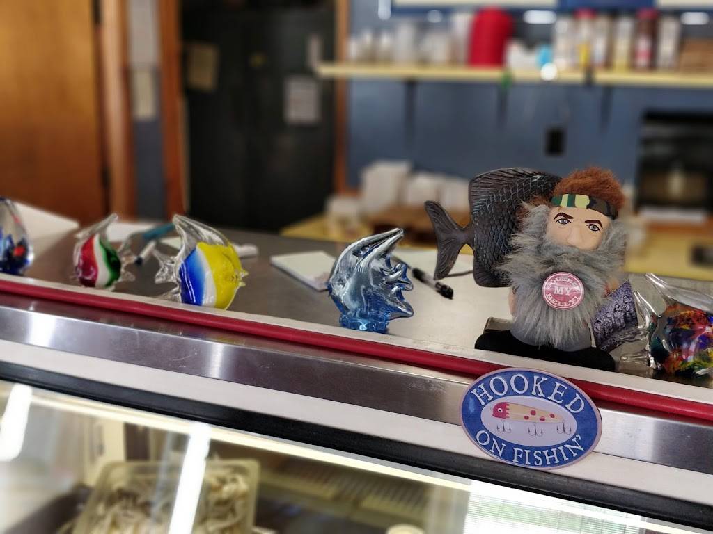 Fry Daddys | restaurant | 608 W Main St, Lowell, MI 49331, USA | 6168973474 OR +1 616-897-3474