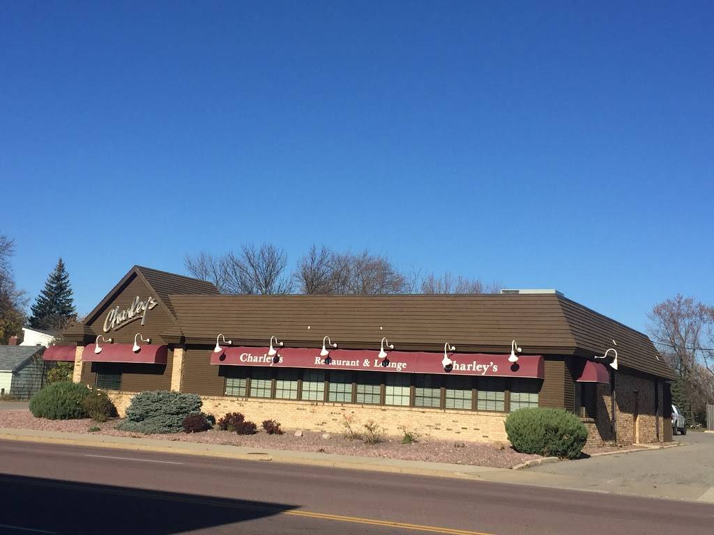 Charleys Restaurant & Lounge | night club | 920 Madison Ave, Mankato, MN 56001, USA | 5073886845 OR +1 507-388-6845