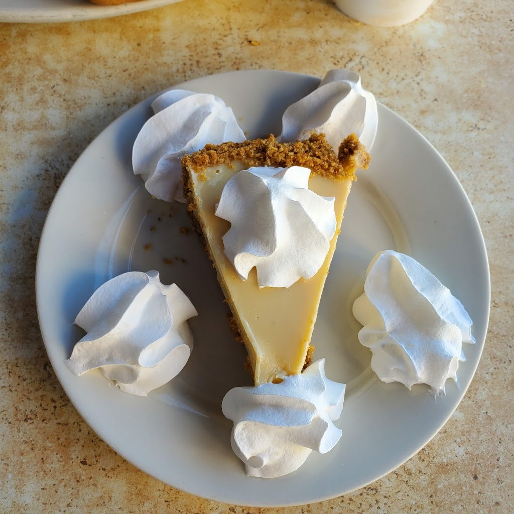 Bahama Bobs Beach Side Cafe | restaurant | 601 W Beach Blvd, Gulf Shores, AL 36542, USA | 2519482100 OR +1 251-948-2100