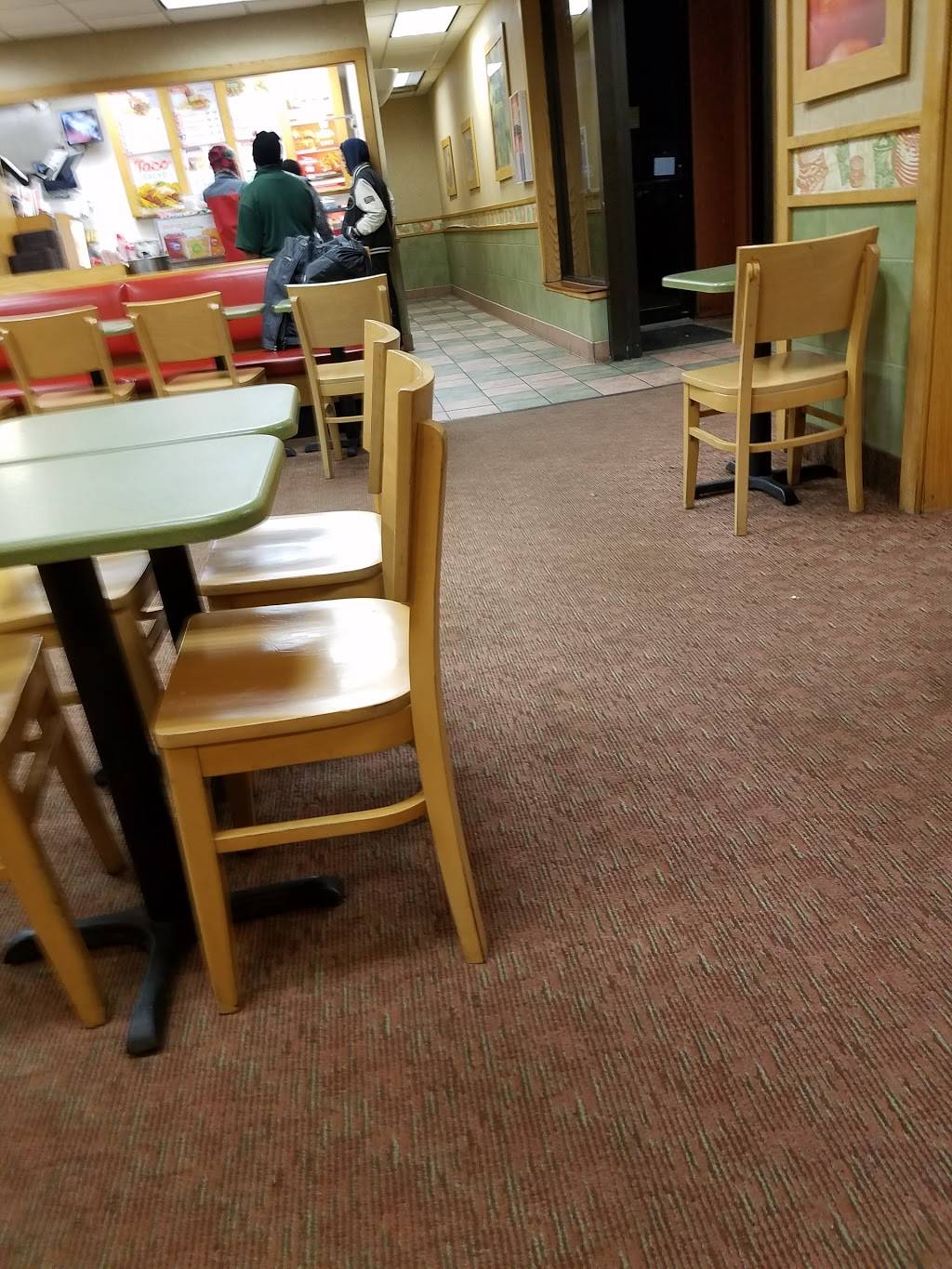 Wendys | restaurant | 5330 Ridge Ave, Cincinnati, OH 45213, USA | 5135313389 OR +1 513-531-3389