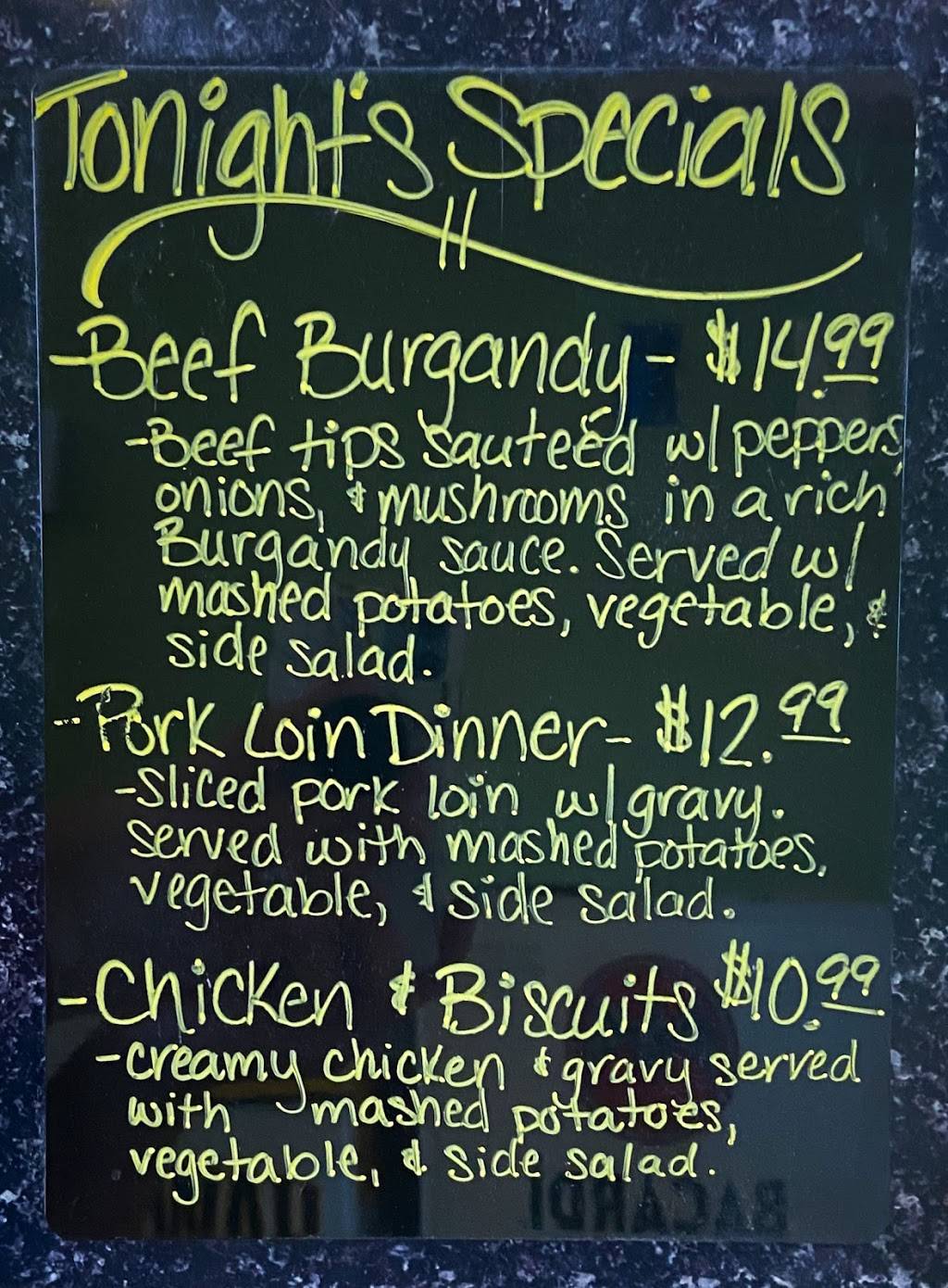 Prairie Street Pub | restaurant | 106 N Prairie St, Russell, IA 50238, USA | 6415354014 OR +1 641-535-4014