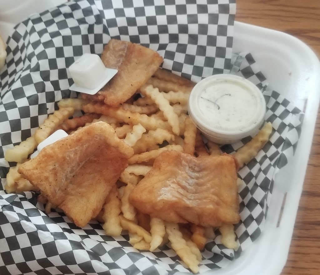 Marshalls Public House | restaurant | 107 Northern Ave, Earlville, IA 52041, USA | 5635940476 OR +1 563-594-0476