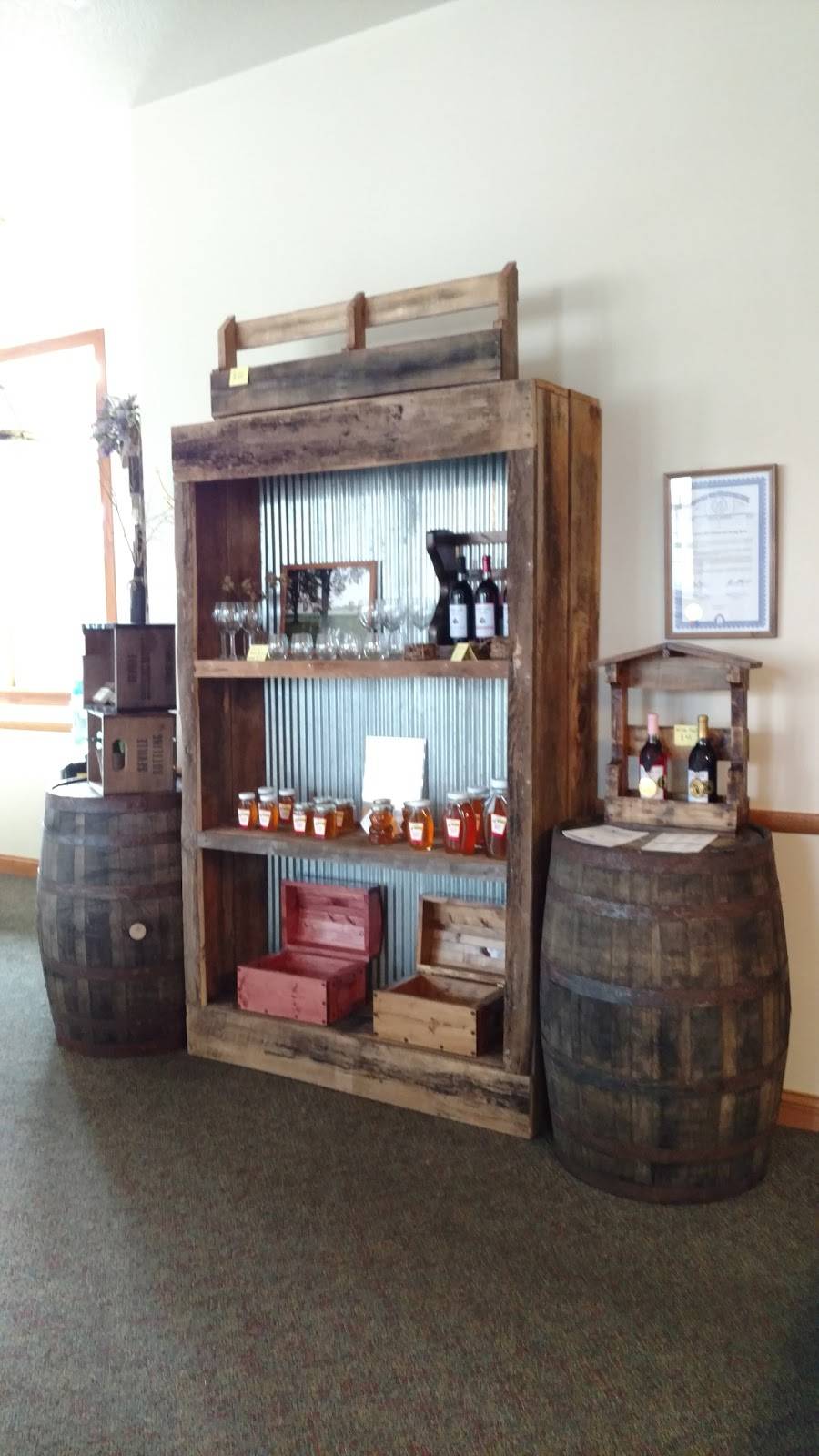 Currant Mist Winery and Tasting Room | restaurant | 5480 W Isabella Rd, Shepherd, MI 48883, USA | 9893173233 OR +1 989-317-3233