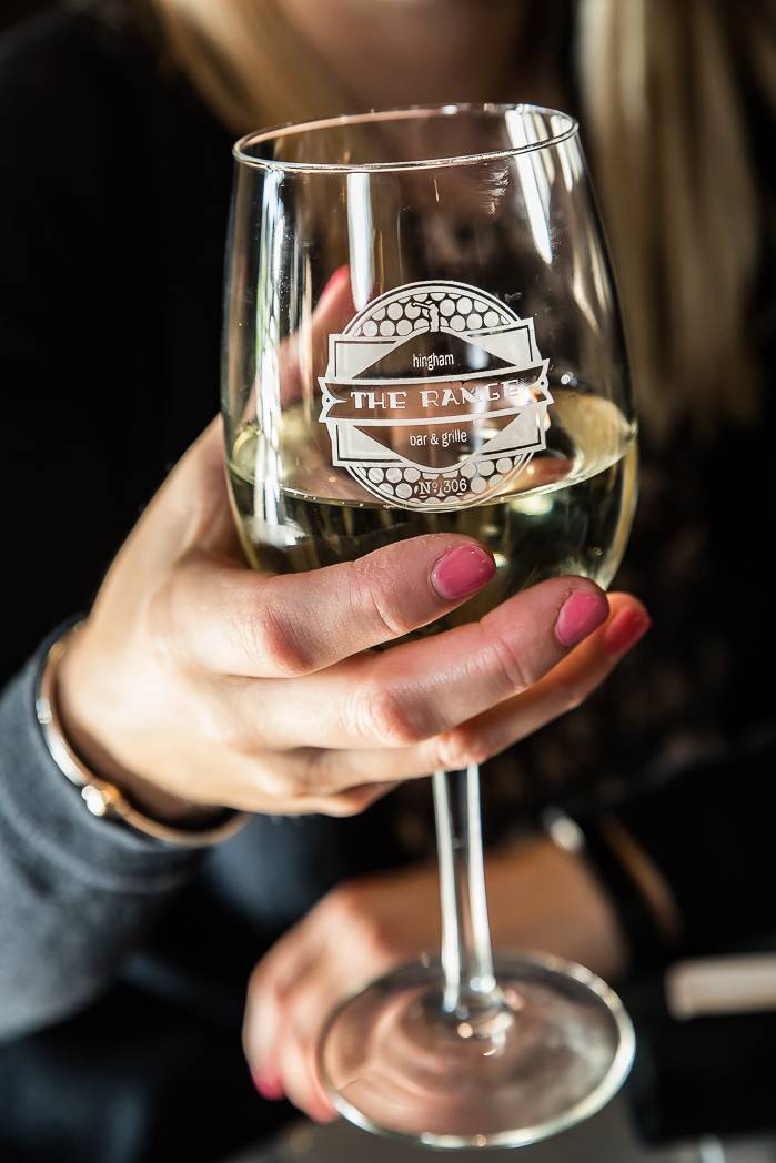 The Range Bar & Grille | restaurant | 306 Whiting St, Hingham, MA 02043, USA | 7818753382 OR +1 781-875-3382