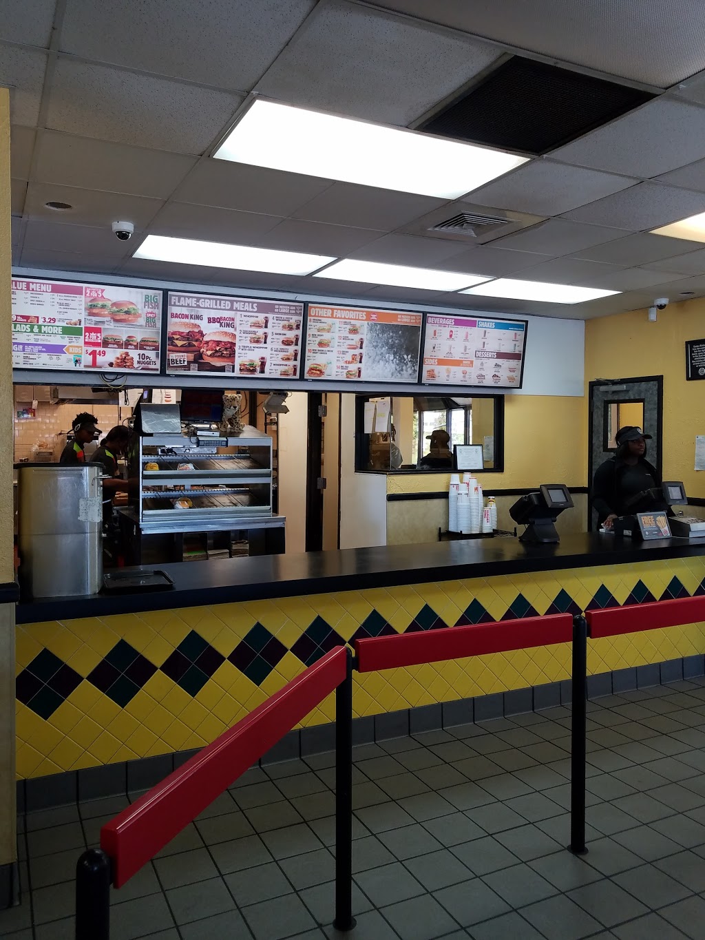 Burger King | restaurant | 7701 Airport Blvd, Mobile, AL 36608, USA | 2512368262 OR +1 251-236-8262
