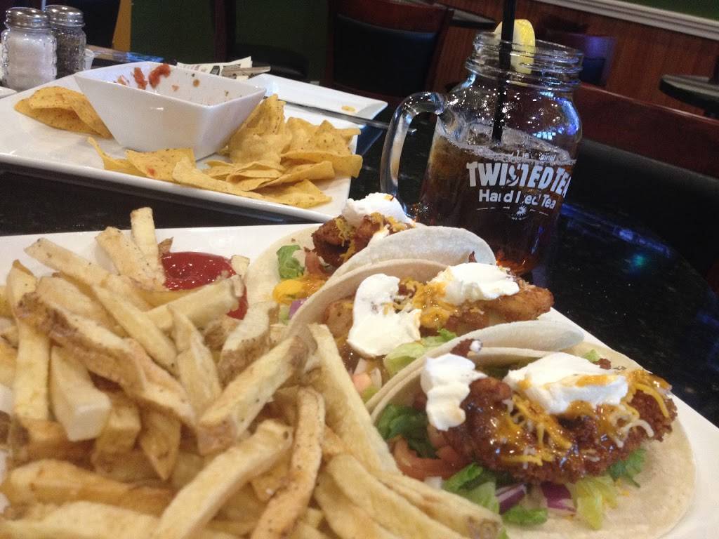 Deck House Sports Tavern | restaurant | 930 Roosevelt Trail, Windham, ME 04062, USA | 2078921324 OR +1 207-892-1324