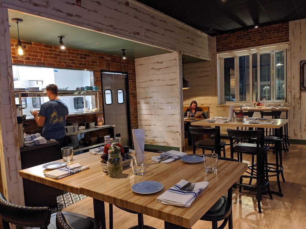 The Curious Oyster | restaurant | 8161 Honeygo Blvd, Nottingham, MD 21236, USA | 4437255695 OR +1 443-725-5695