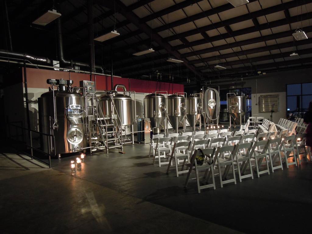 Compass Rose Brewery | restaurant | 3201 Northside Dr #101, Raleigh, NC 27615, USA | 9198755683 OR +1 919-875-5683