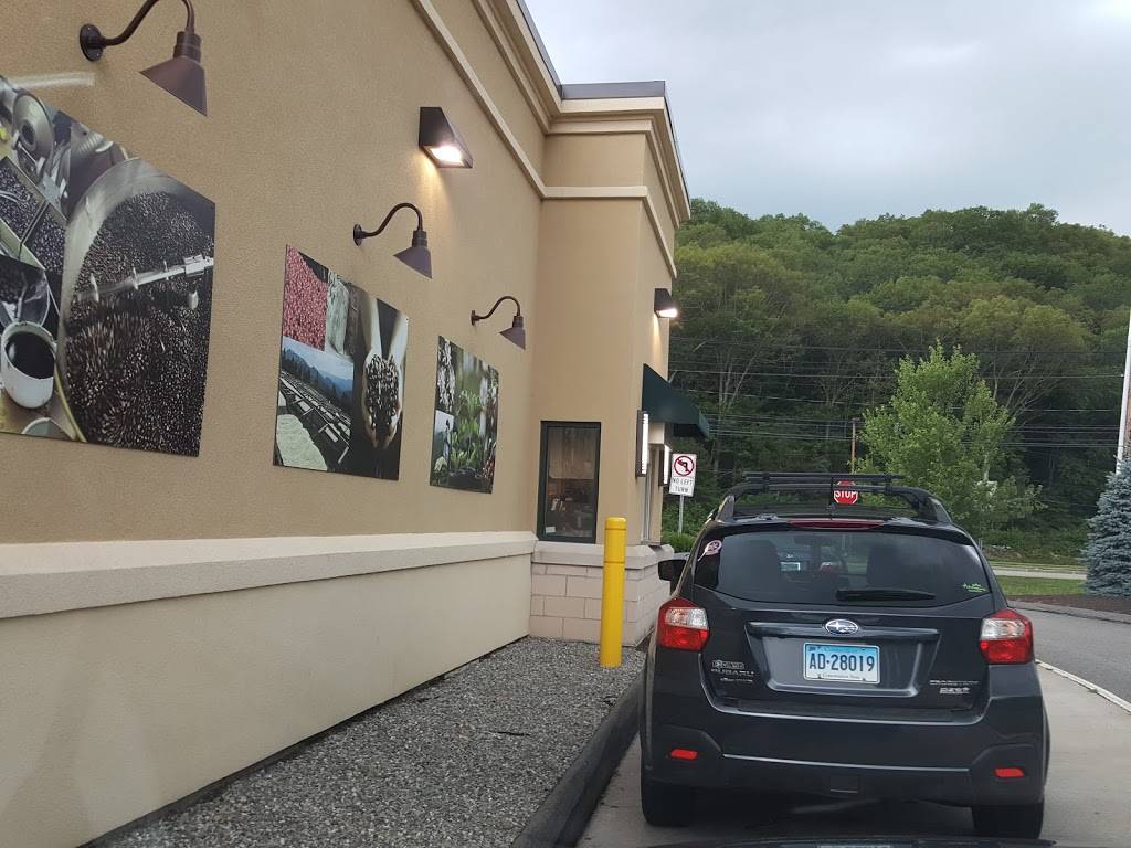 Starbucks | cafe | 88 Salem Turnpike, Norwich, CT 06360, USA | 8608896256 OR +1 860-889-6256
