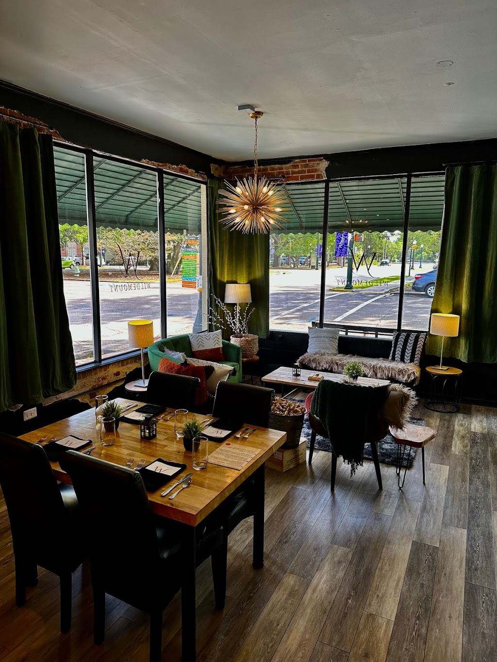 The Wildemount | restaurant | 200 Park Ave SW, Aiken, SC 29801, USA | 8032625269 OR +1 803-262-5269