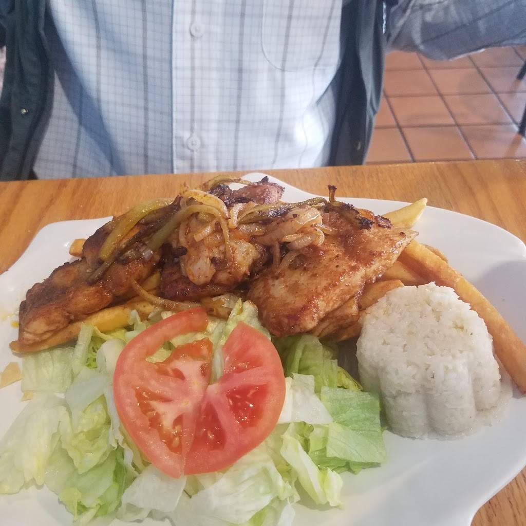 Mariscos Chihuahua | restaurant | 999 N Swan Rd, Tucson, AZ 85711, USA | 5208812372 OR +1 520-881-2372