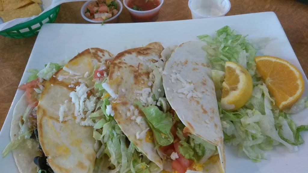 Cantina Azteca | restaurant | 6400 Fair Oaks Blvd, Carmichael, CA 95608, USA | 9169938411 OR +1 916-993-8411