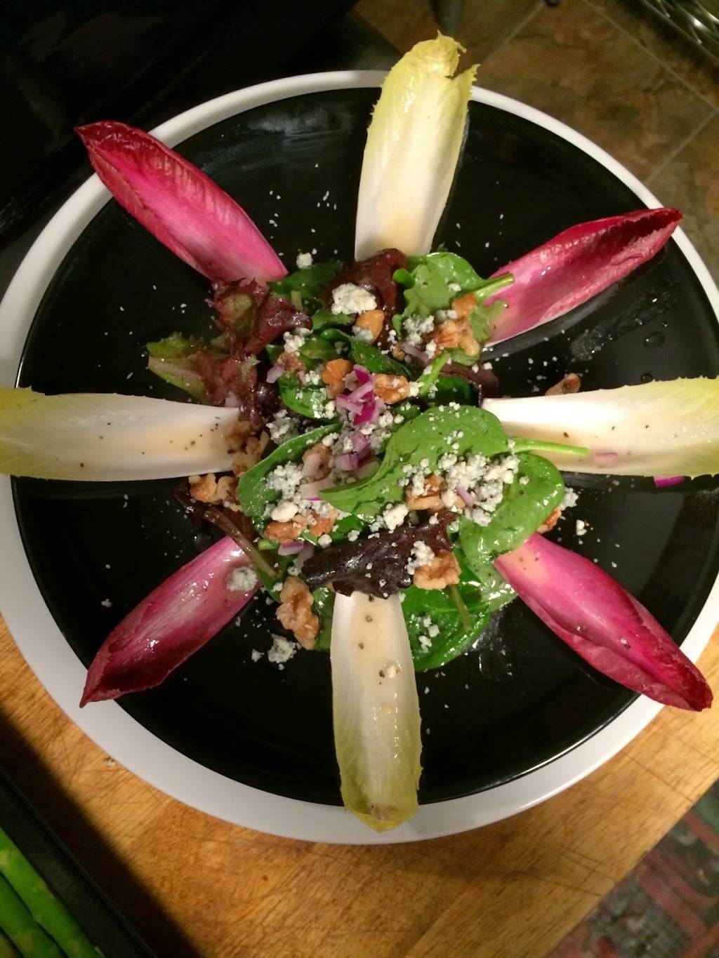 Chateau Bistro Steakhouse & Wine Bar | restaurant | 984 N Texas St, Emory, TX 75440, USA | 9727221111 OR +1 972-722-1111