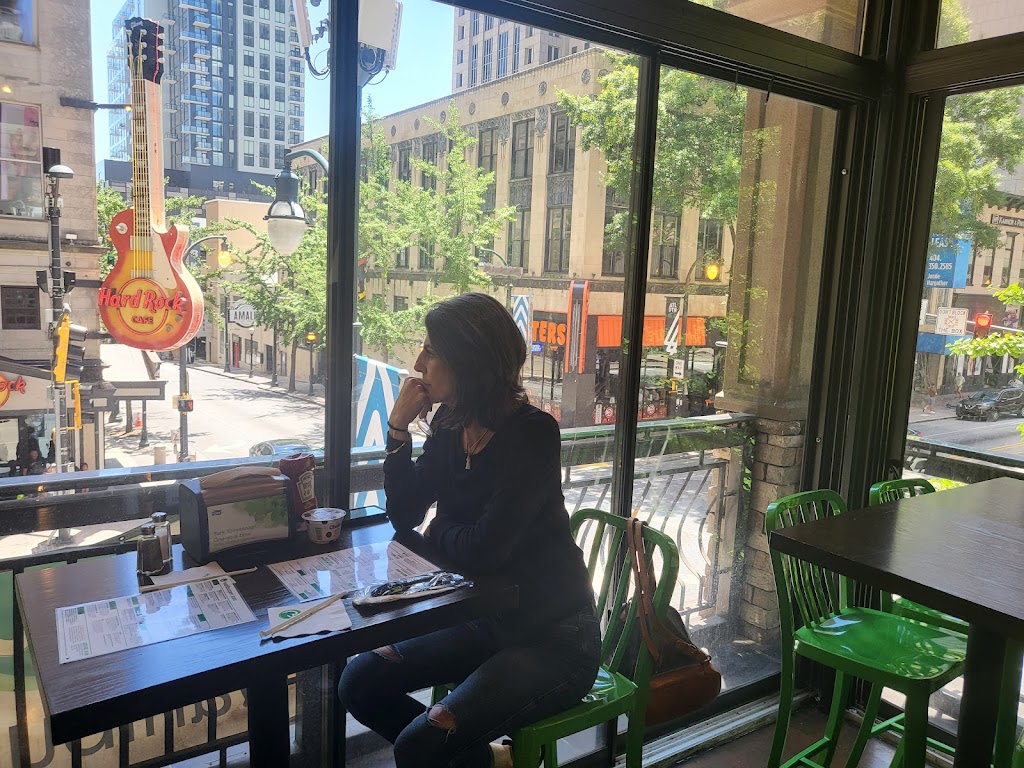 Wahlburgers | restaurant | 218 Peachtree St, Atlanta, GA 30303, USA | 4046004933 OR +1 404-600-4933