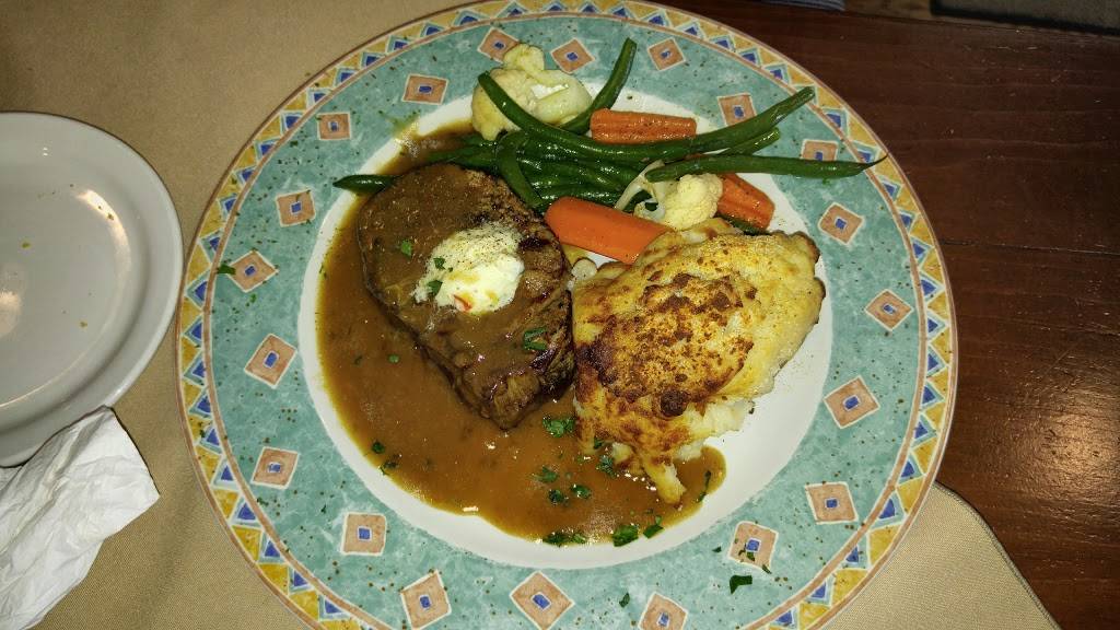 Cookhouse Bistro Inc | restaurant | 787 Old Hwy 8, Lynden, ON L0R 1X0, Canada | 5196472012 OR +1 519-647-2012