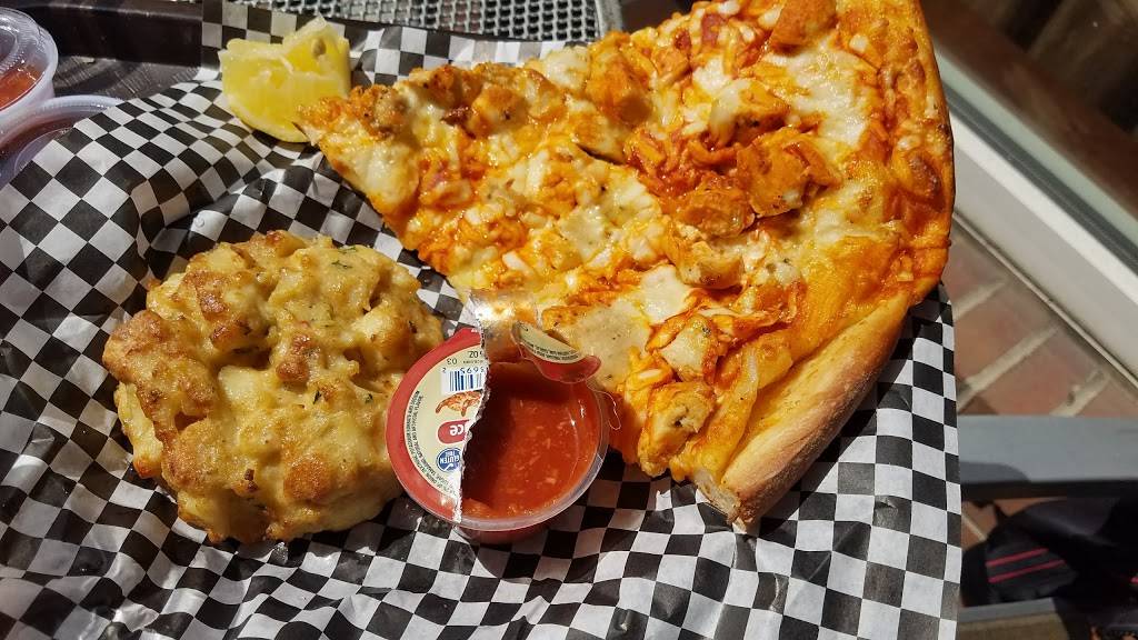 Harbor East Delicatessen & Pizzeria | restaurant | 1006 Aliceanna St, Baltimore, MD 21201, USA | 4102446156 OR +1 410-244-6156